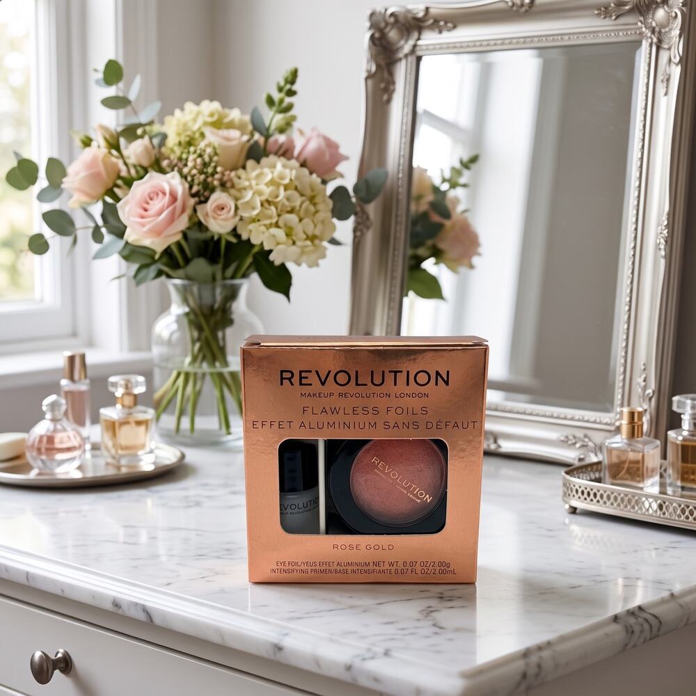 Makeup Revolution Flawless Foils Metallic Eye Shadow Rose Gold NIB